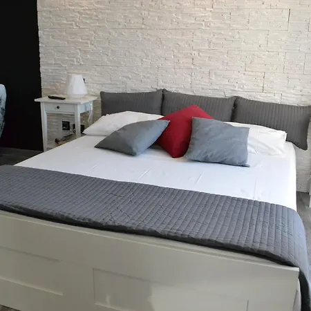 Bed & Breakfast O Casteddu Monforte San Giorgio